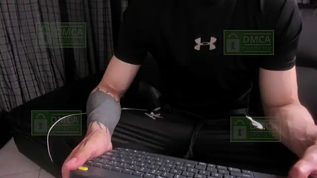 Snapshot of Mr_Klein_69 chatting on 19, 11, 2025 Mr Klein 69 online show from 19, 11, 2025