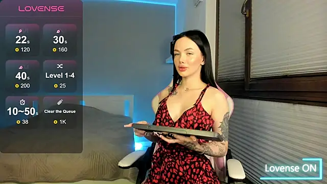 SelinaStorm online show from 11, 11, 2025