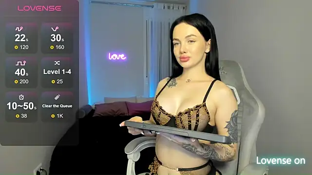 Snapshot of SelinaStorm chatting on 3, 6, 2026 SelinaStorm online show from 3, 6, 2026