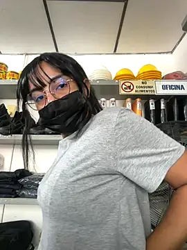 Kyra  Rose online show from 21, 11, 2025