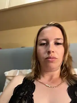 Snapshot of amberrose094 chatting on 3, 5, 2026 amberrose094 online show from 3, 5, 2026