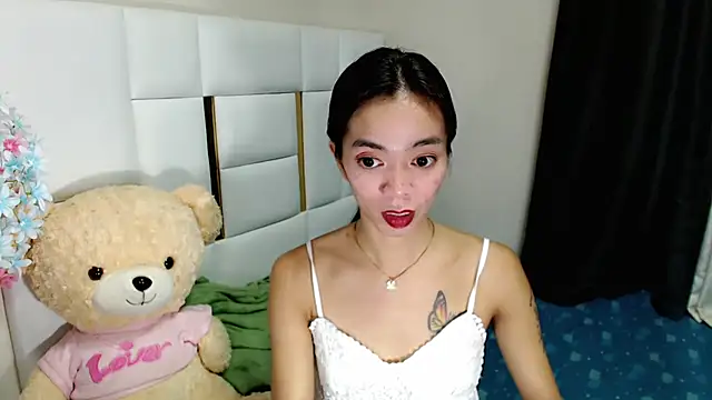 diamondnaked  online show from 20, 9, 2025