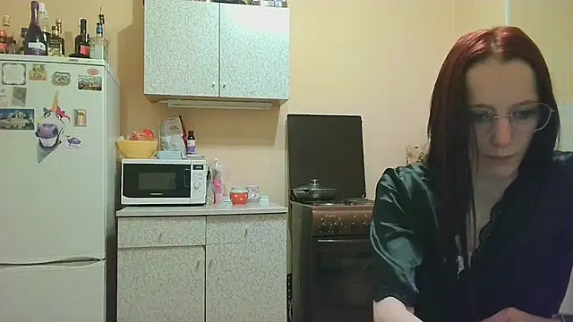 Lucy Divine online show from 13, 11, 2025