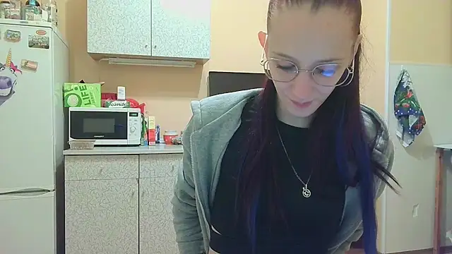 Lucy Divine online show from 1, 10, 2025