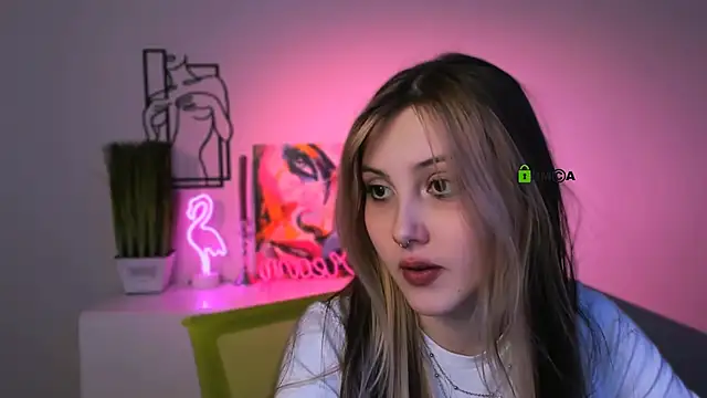 luna tin online show from 28, 11, 2025