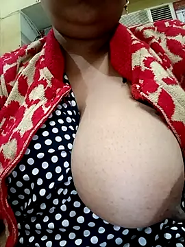 angry couplez online show from 2, 2, 2026