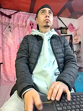 Snapshot of abnerdam01 chatting on 23, 10, 2025 abnerdam01 online show from 23, 10, 2025