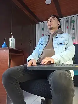 Snapshot of abnerdam01 chatting on 12, 11, 2025 abnerdam01 online show from 12, 11, 2025