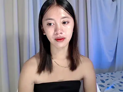 Snapshot of lovely_kiannaHugecock chatting on 12, 9, 2025 lovely kiannaHugecock online show from 12, 9, 2025