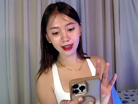 Snapshot of lovely_kiannaHugecock chatting on 14, 9, 2025 lovely kiannaHugecock online show from 14, 9, 2025