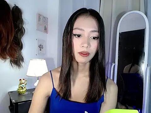 lovely kiannaHugecock online show from 14, 1, 2026