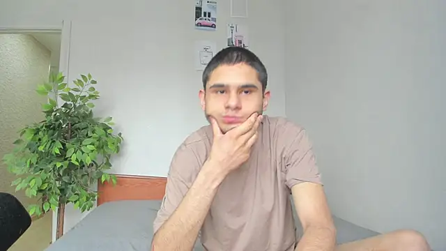 Snapshot of Kelly_Gerzikaa chatting on 14, 5, 2026 Kelly Gerzikaa online show from 14, 5, 2026