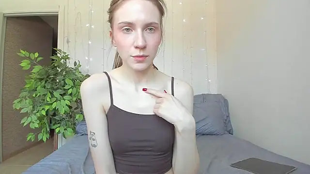 Kelly Gerzikaa online show from 16, 2, 2026