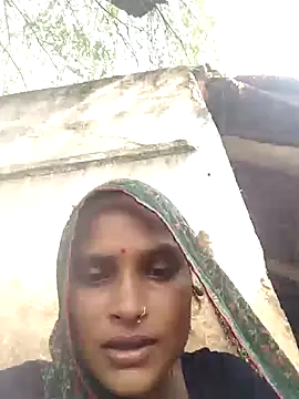 Snapshot of Sapna9685 chatting on 15, 9, 2025 Sapna9685 online show from 15, 9, 2025