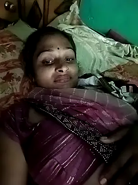Snapshot of Sapna9685 chatting on 9, 10, 2025 Sapna9685 online show from 9, 10, 2025