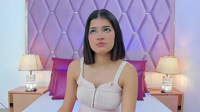 MaskedGirl  online show from 1, 11, 2025