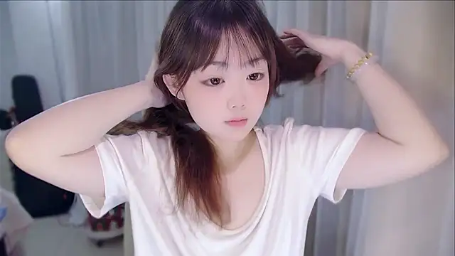 YUANYUAN-A online show from 12, 4, 2026