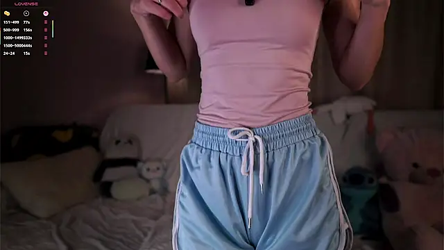 Snapshot of BritniBers chatting on 10, 10, 2025 BritniBers online show from 10, 10, 2025