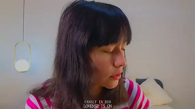 Snapshot of BritniBers chatting on 9, 11, 2025 BritniBers online show from 9, 11, 2025