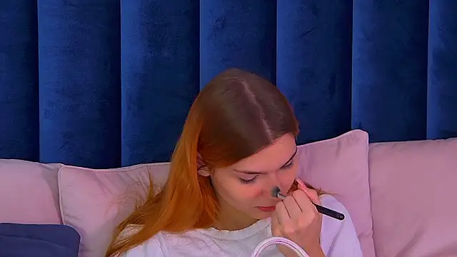 BellaMarebelle online show from 17, 10, 2025