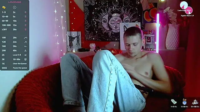 Snapshot of Xavier_Night81 chatting on 11, 9, 2025 Xavier Night81 online show from 11, 9, 2025