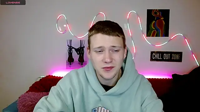 Snapshot of Xavier_Night81 chatting on 20, 11, 2025 Xavier Night81 online show from 20, 11, 2025