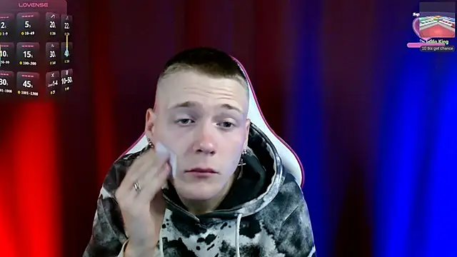 Snapshot of Xavier_Night81 chatting on 8, 10, 2025 Xavier Night81 online show from 8, 10, 2025