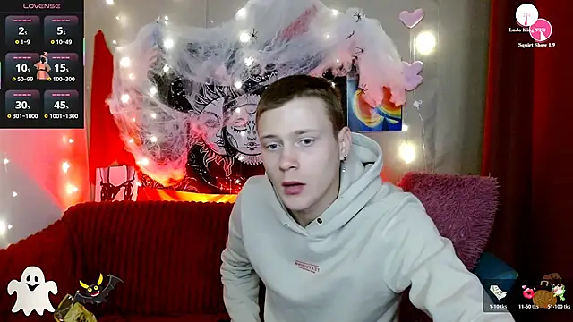 Snapshot of Xavier_Night81 chatting on 4, 11, 2025 Xavier Night81 online show from 4, 11, 2025