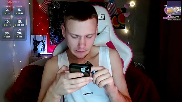 Snapshot of Xavier_Night81 chatting on 29, 9, 2025 Xavier Night81 online show from 29, 9, 2025