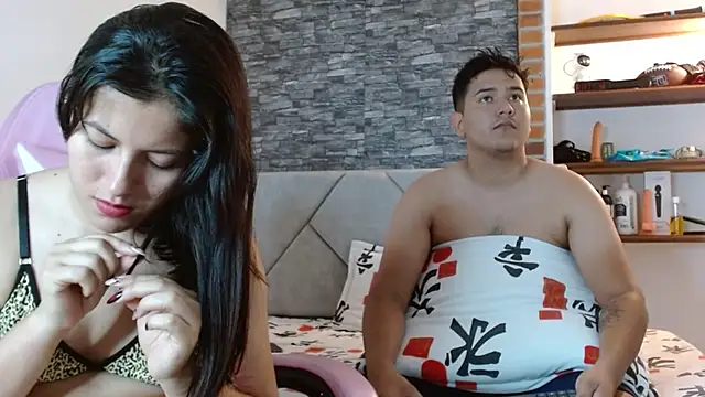 Sexxyy Couple  online show from 5, 6, 2026