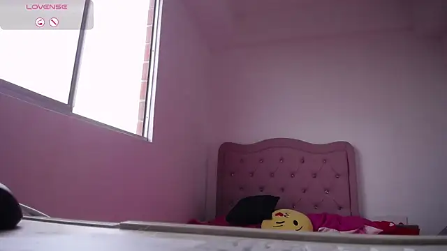 lizzysnow   online show from 30, 9, 2025