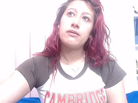 Chloe Wiild online show from 8, 11, 2025