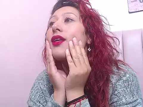 Chloe Wiild online show from 14, 11, 2025