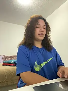 Snapshot of MorganaBelc chatting on 7, 11, 2025 MorganaBelc online show from 7, 11, 2025