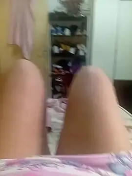 Snapshot of Ravena2290 chatting on 9, 10, 2025 Ravena2290 online show from 9, 10, 2025