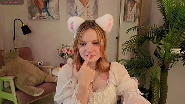 Snapshot of Ginger_Emma chatting on 26, 9, 2025 Ginger Emma online show from 26, 9, 2025