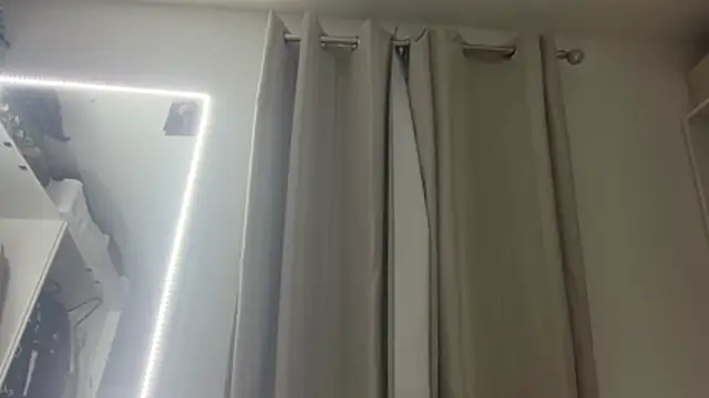 KayleeBella online show from 30, 11, 2025