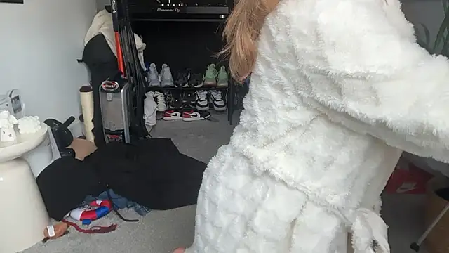 KayleeBella online show from 15, 3, 2026