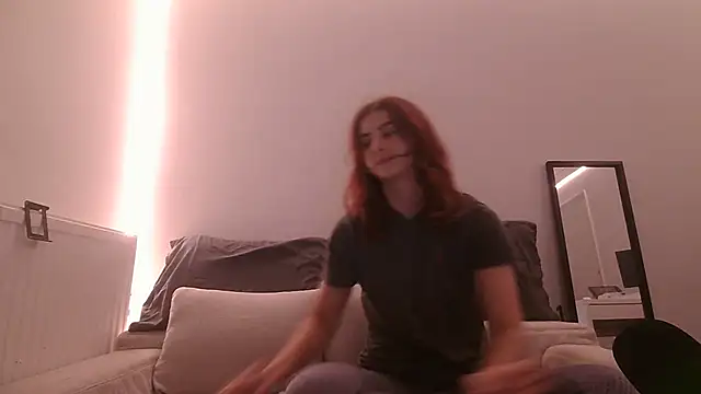 Snapshot of lexi-may chatting on 4, 10, 2025 lexi-may online show from 4, 10, 2025
