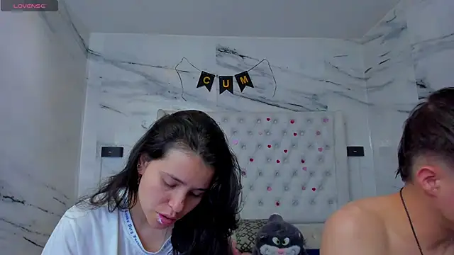 Ari and Storm online show from 15, 5, 2026