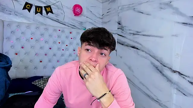 Ari and Storm online show from 14, 4, 2026