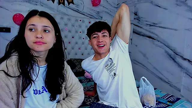 Ari and Storm online show from 19, 4, 2026