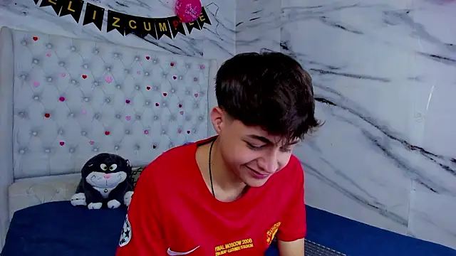 Ari and Storm online show from 10, 3, 2026