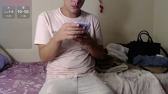 Antonella copper online show from 5, 12, 2025