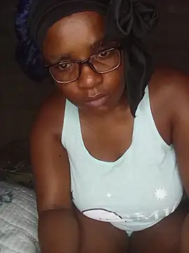 Snapshot of cutiepussychubby chatting on 23, 9, 2025 cutiepussychubby online show from 23, 9, 2025