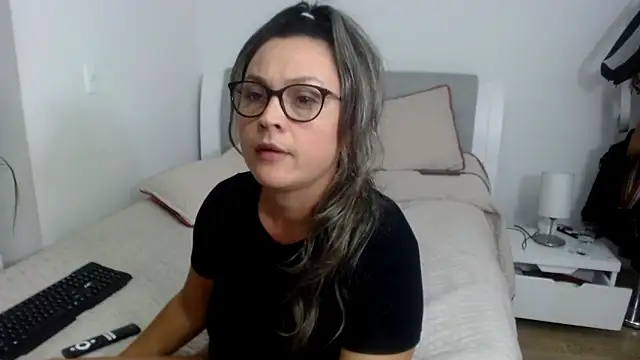 sophie lopez1 online show from 18, 12, 2025