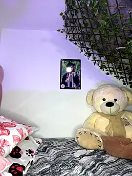 Melody rouxxx online show from 9, 10, 2025