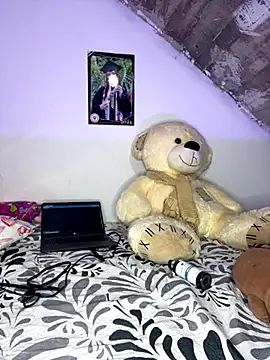 Melody rouxxx online show from 3, 12, 2025