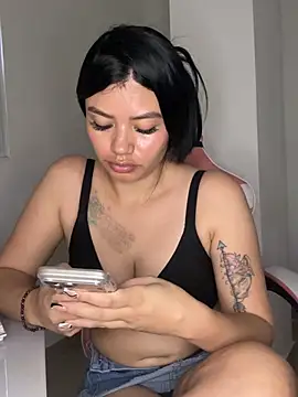 fendi E online show from 18, 3, 2026