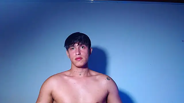 rowanbigboy23 online show from 22, 4, 2026